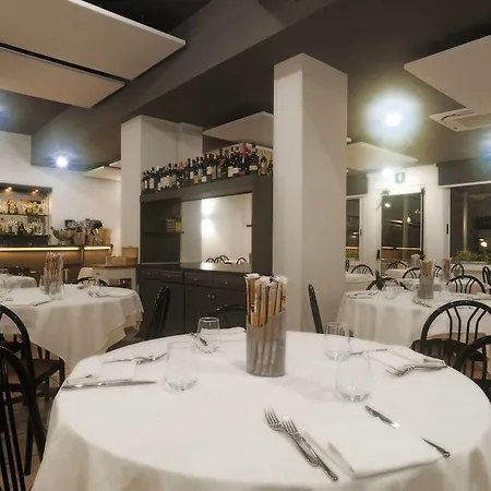 Anita 酒店